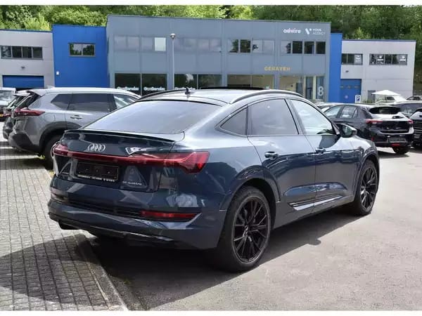 Audi e-tron Sportback 55 Quattro S-Line MEMO PANO ACC SIDE JA21 1° MAIN - Photo 3