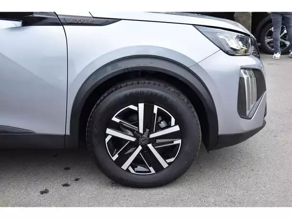 Peugeot 2008 1.2 Hybrid 145 e-DCS6 Style REGUL LANE PDC 1° MAIN - Photo 3