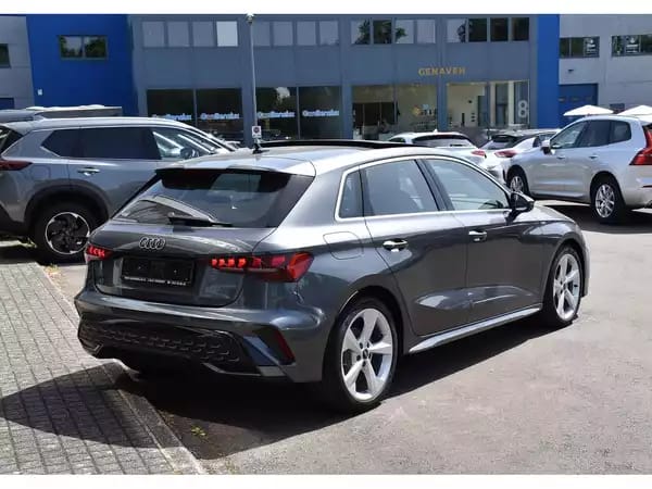 Audi A3 Sportback 35 TFSI S-Line S-Tronic PANO SONOS ACC CAM NEUVE - Photo 3