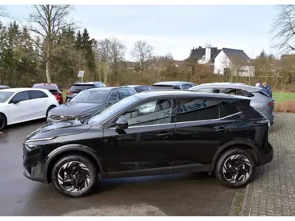 Nissan Qashqai 1.3 DIG-T MHEV N-Connecta Xtronic COLD PACK NEUF - Photo 2