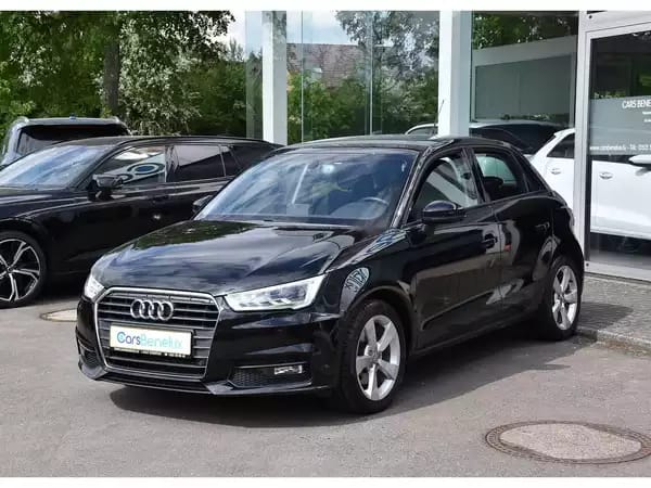 Audi A1 Sportback 1.4 TFSI Sport GPS XENON 1° MAIN CARNET - Photo 2