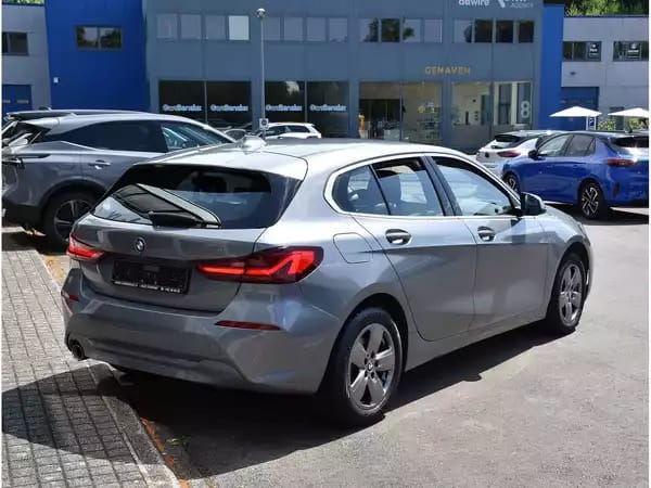 BMW 116 i CLIMA REGUL GPS PDC LED 1° MAIN - Photo 3