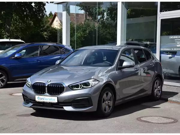 BMW 118 iA REGUL GPS CAM PARK LED 1° MAIN - Photo 2