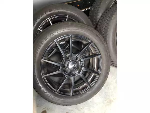 Jantes alu + Pneus hiver 15 195/60 R15 88T - Photo 2