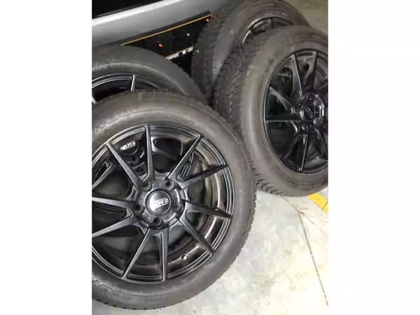 Jantes alu + Pneus hiver 15 195/60 R15 88T - Photo 3
