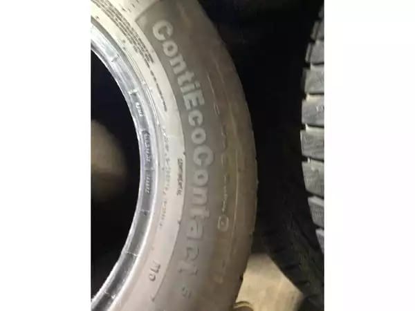 Pneus été 16 205/60 R16 92V - Photo 2