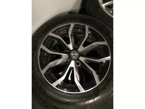 Jantes alu + Pneus hiver 17 215/55 R17 98V - Photo 2