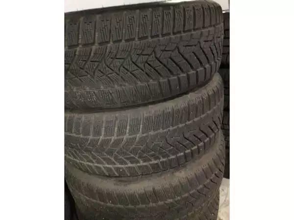 Jantes alu + Pneus hiver 17 215/55 R17 98V - Photo 2