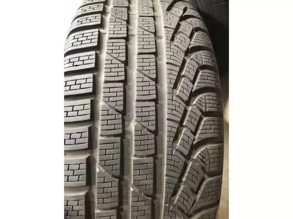 Jantes alu + Pneus hiver 17 235/55 R17 99H - Photo 2