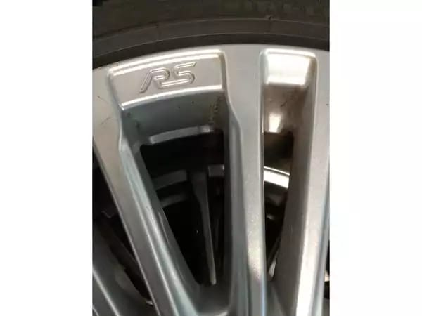 Jantes alu + Pneus hiver 18 225/40 R18 92V - Photo 2