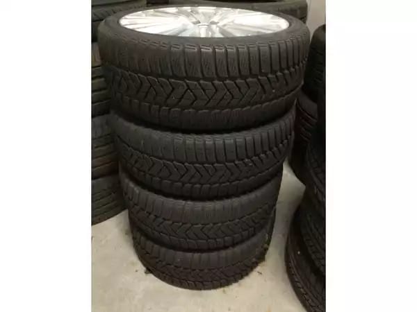 Jantes alu + Pneus hiver 18 225/40 R18 92V - Photo 2