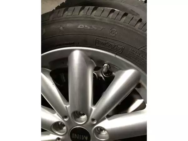 Jantes alu + Pneus hiver 16 175/60 R16 86H - Photo 2