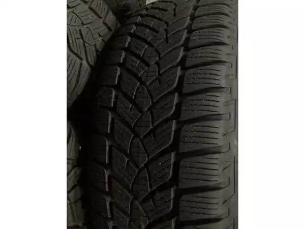 Jantes acier + Pneus hiver 16 215/70 R16 100T - Photo 2