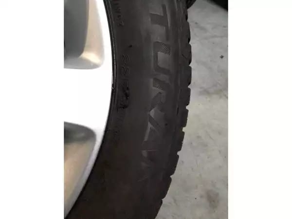 Jantes alu + Pneus été 17 225/50 R17 94V - Photo 2