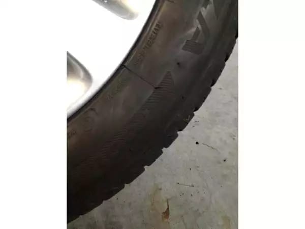 Jantes alu + Pneus été 17 225/50 R17 94V - Photo 3