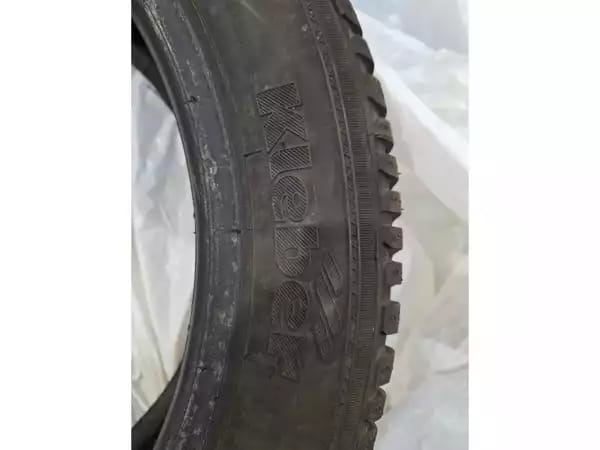 Pneus hiver 16 195/50 R16 88V - Photo 2