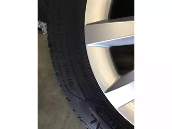 Jantes alu + Pneus été 16 205/55 R16 91V - Photo 2