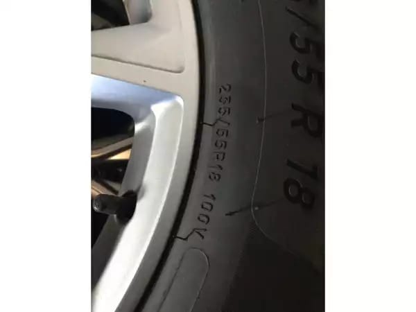 Jantes alu + Pneus été 18 235/55 R18 100V - Photo 2