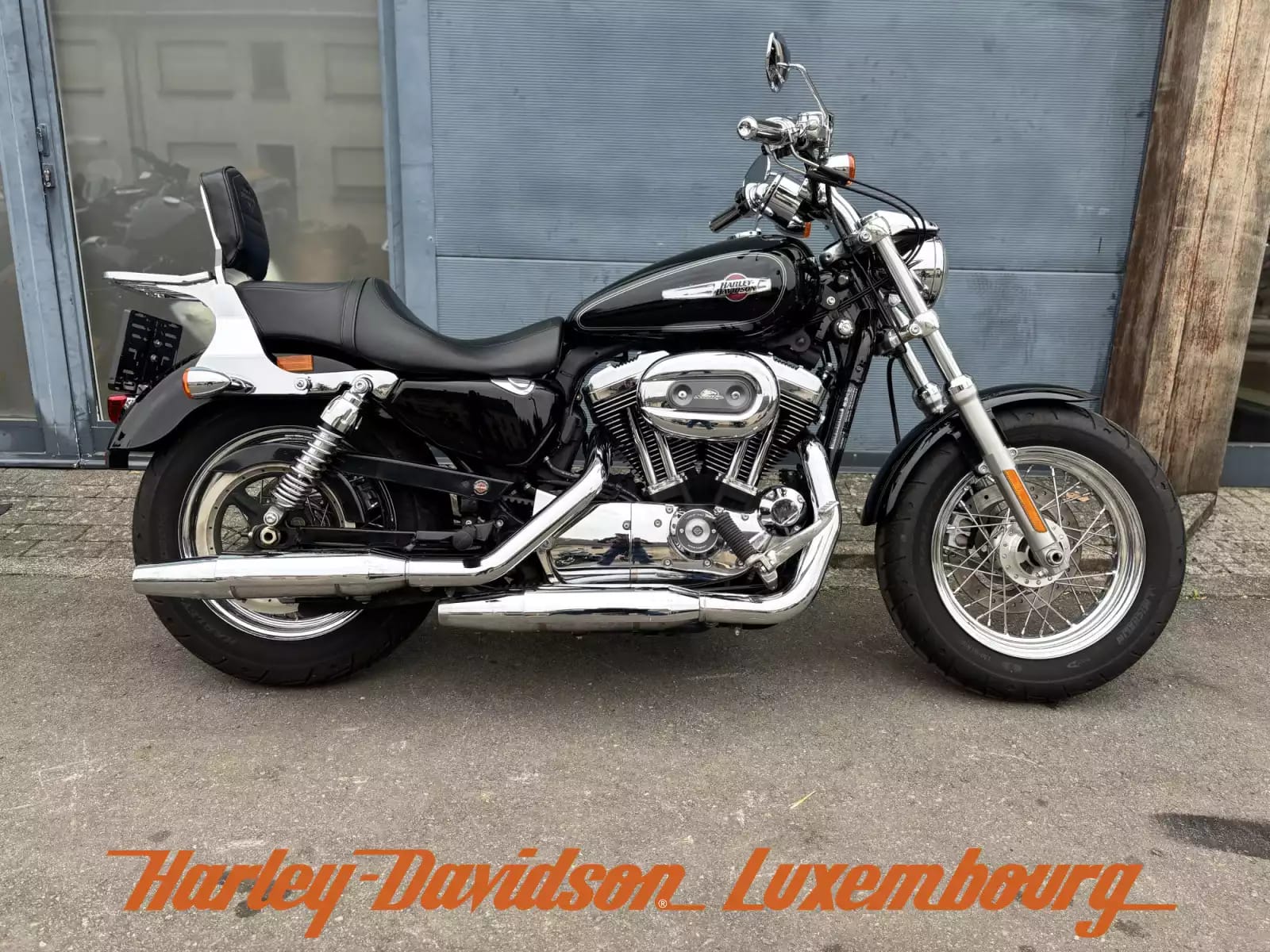 Harley-Davidson 1200 Custom - Photo 1