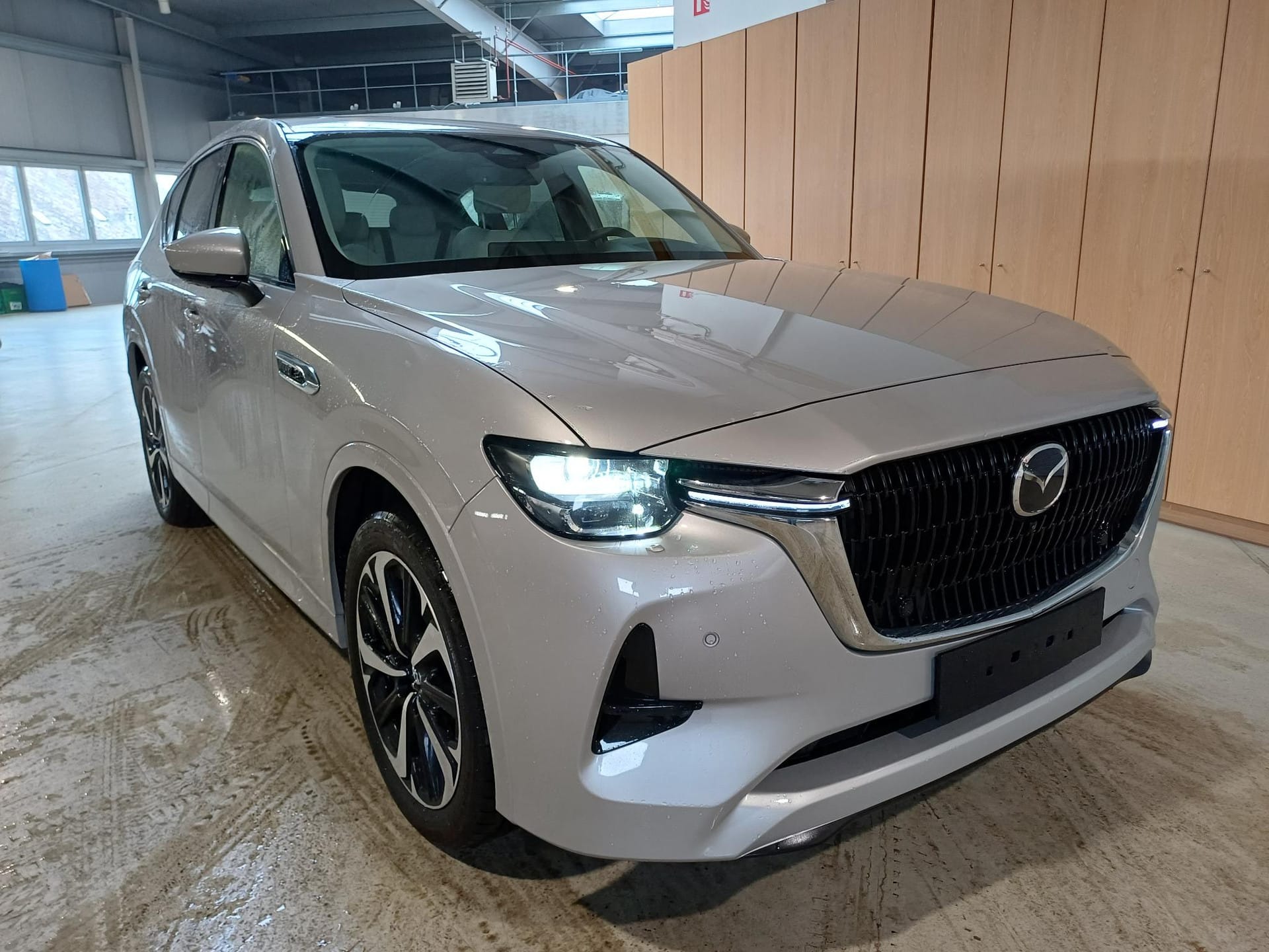 Mazda CX-60 2.5L e-SKYACTIV PHEV 327ps 8AT AWD TAKUMI CON- - Photo 1