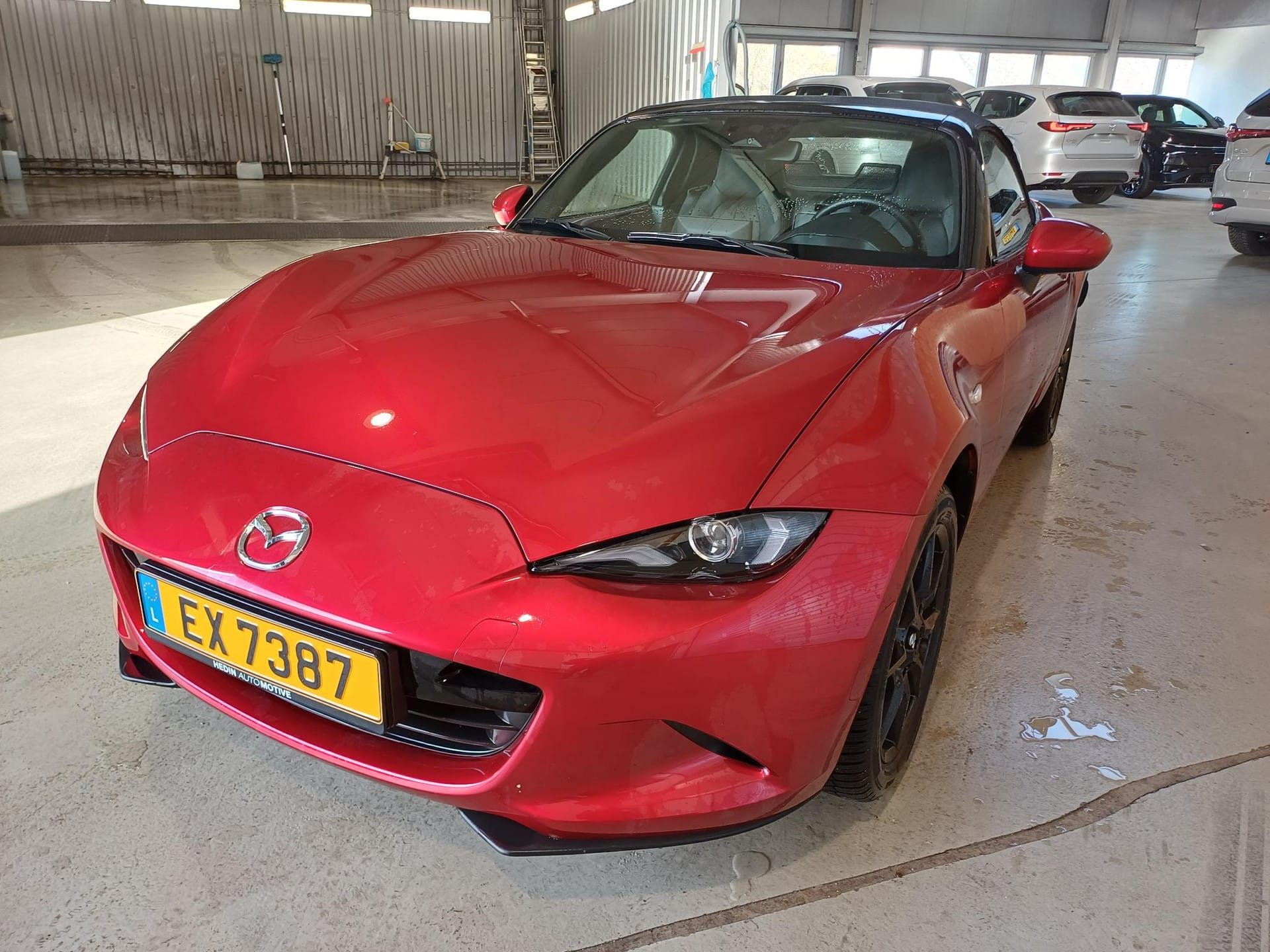 Mazda MX-5 1.5 Skyactiv-G 97kW Excl-Line Roadster - Photo 1