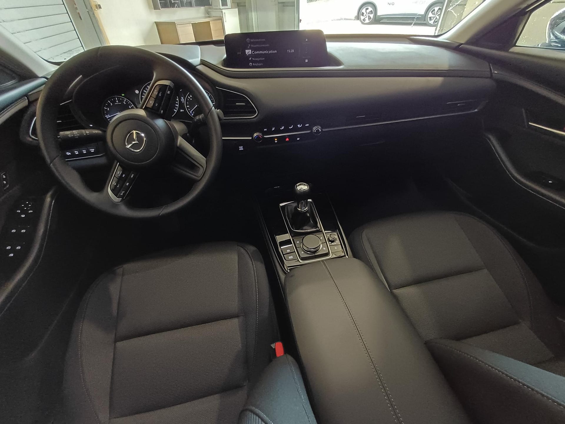 Mazda CX-30 MY2024 2.0L e-Skyactiv G 122 hp 6MT Exclusive Line - Photo 3