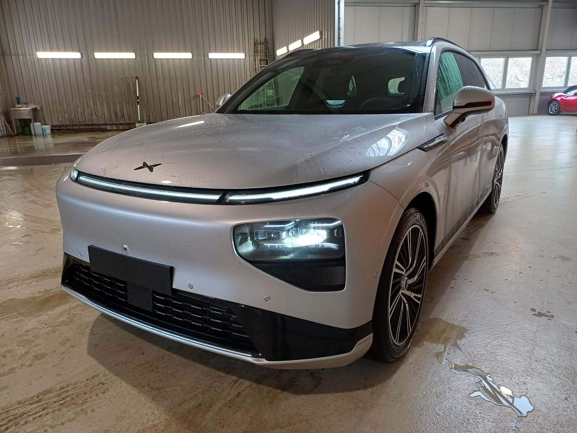 Mazda CX-60 2.5L e-SKYACTIV PHEV 327ps 8AT AWD TAKUMI - Photo 3