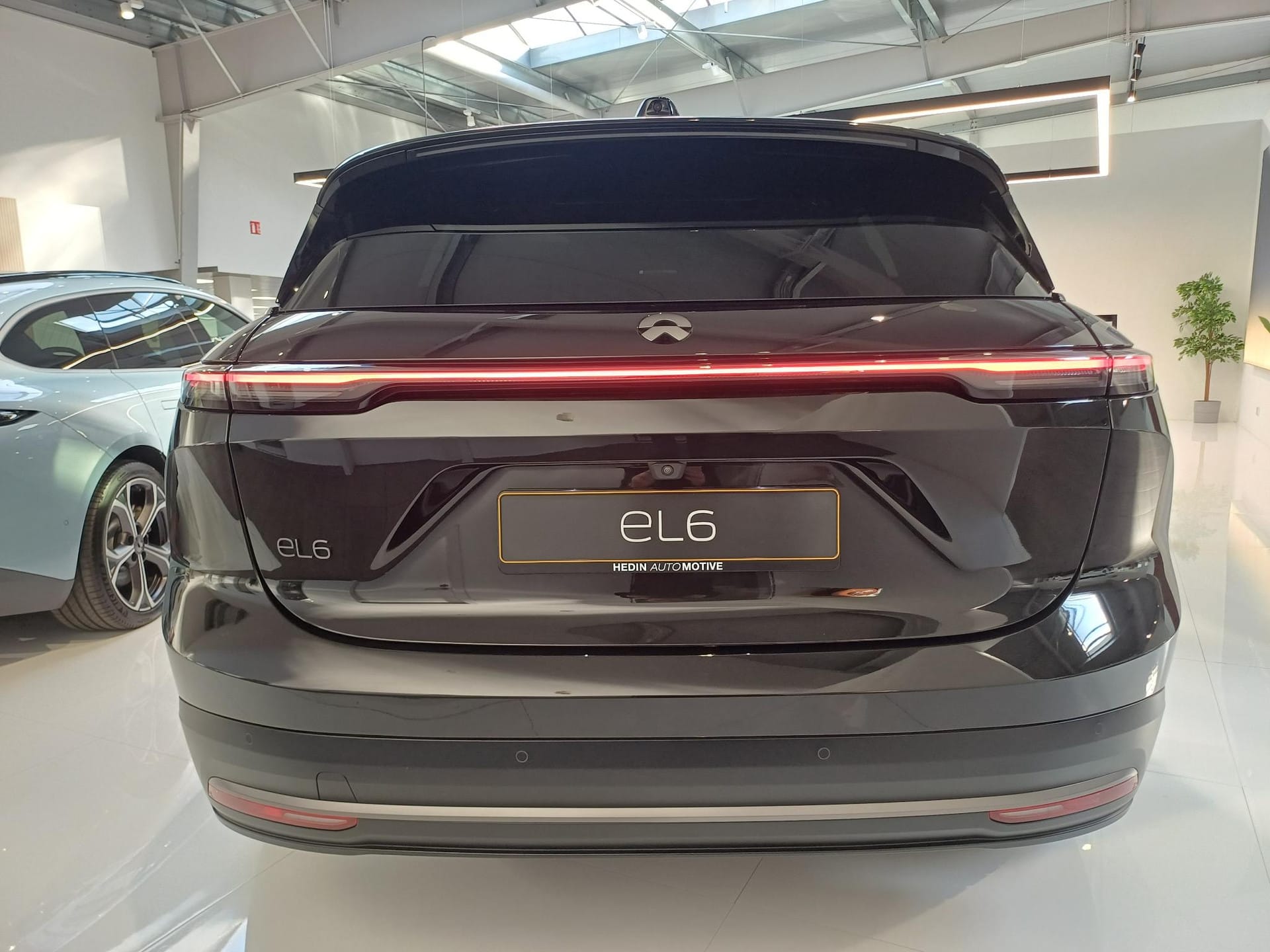 NIO EL6 Longe Range First Edition - Photo 3