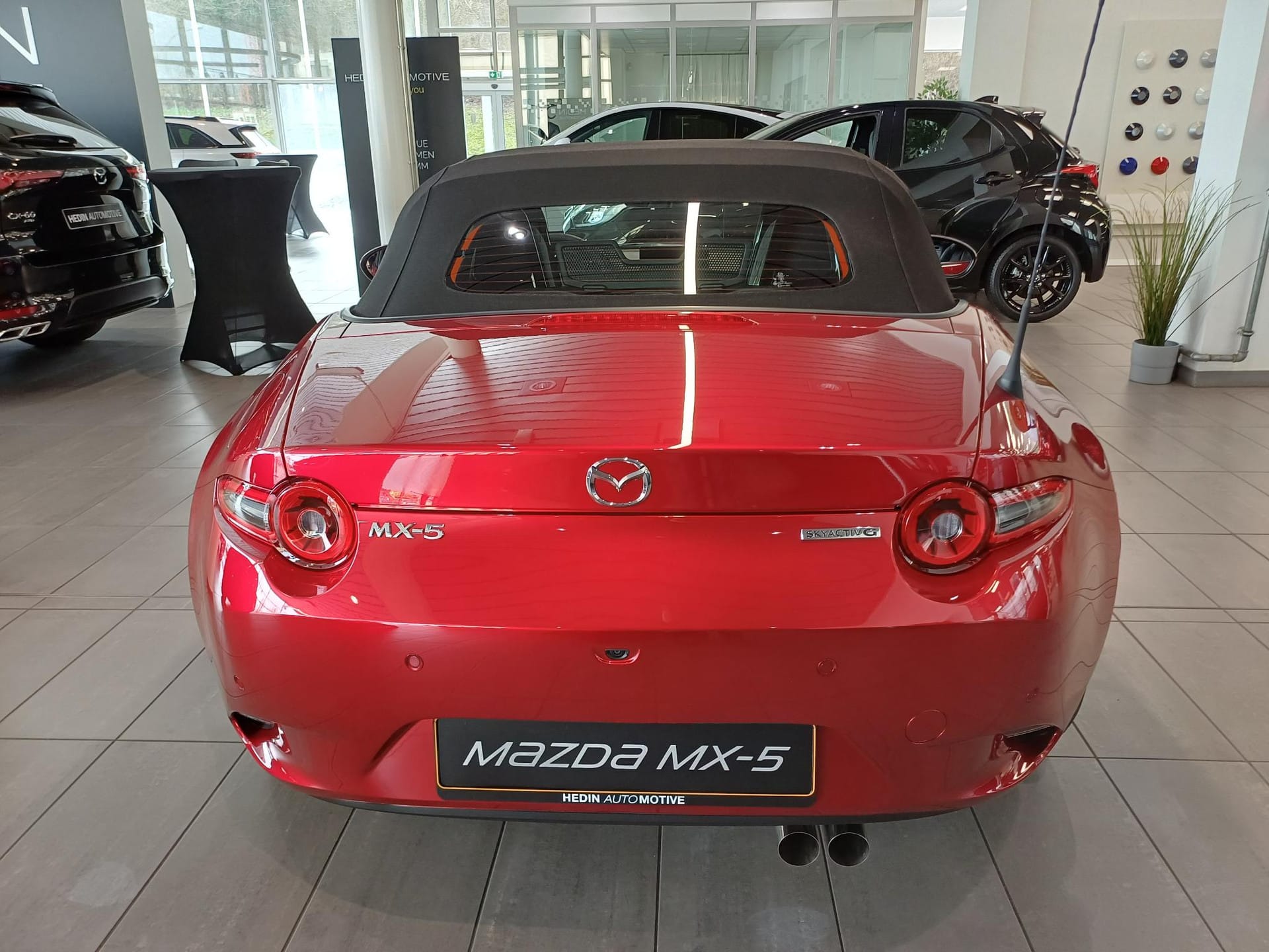 Mazda MX-5 1.5 Skyactiv-G 97kW Excl-Line Roadster - Photo 3
