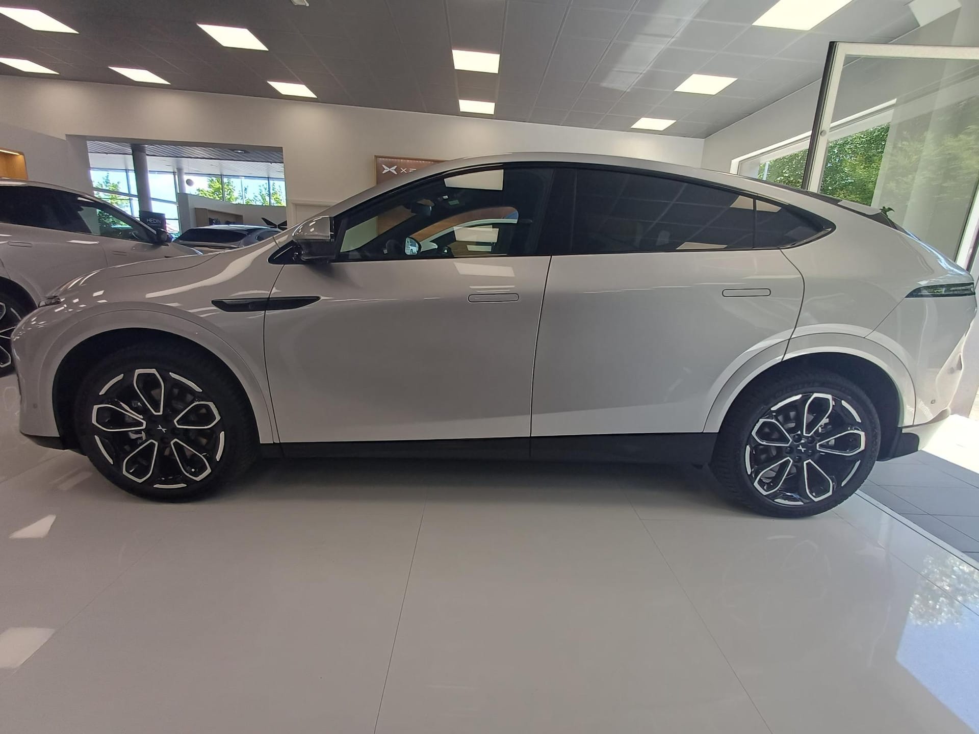 Xpeng G6 New Standard Range G6 STANDARD RANGE - Photo 3