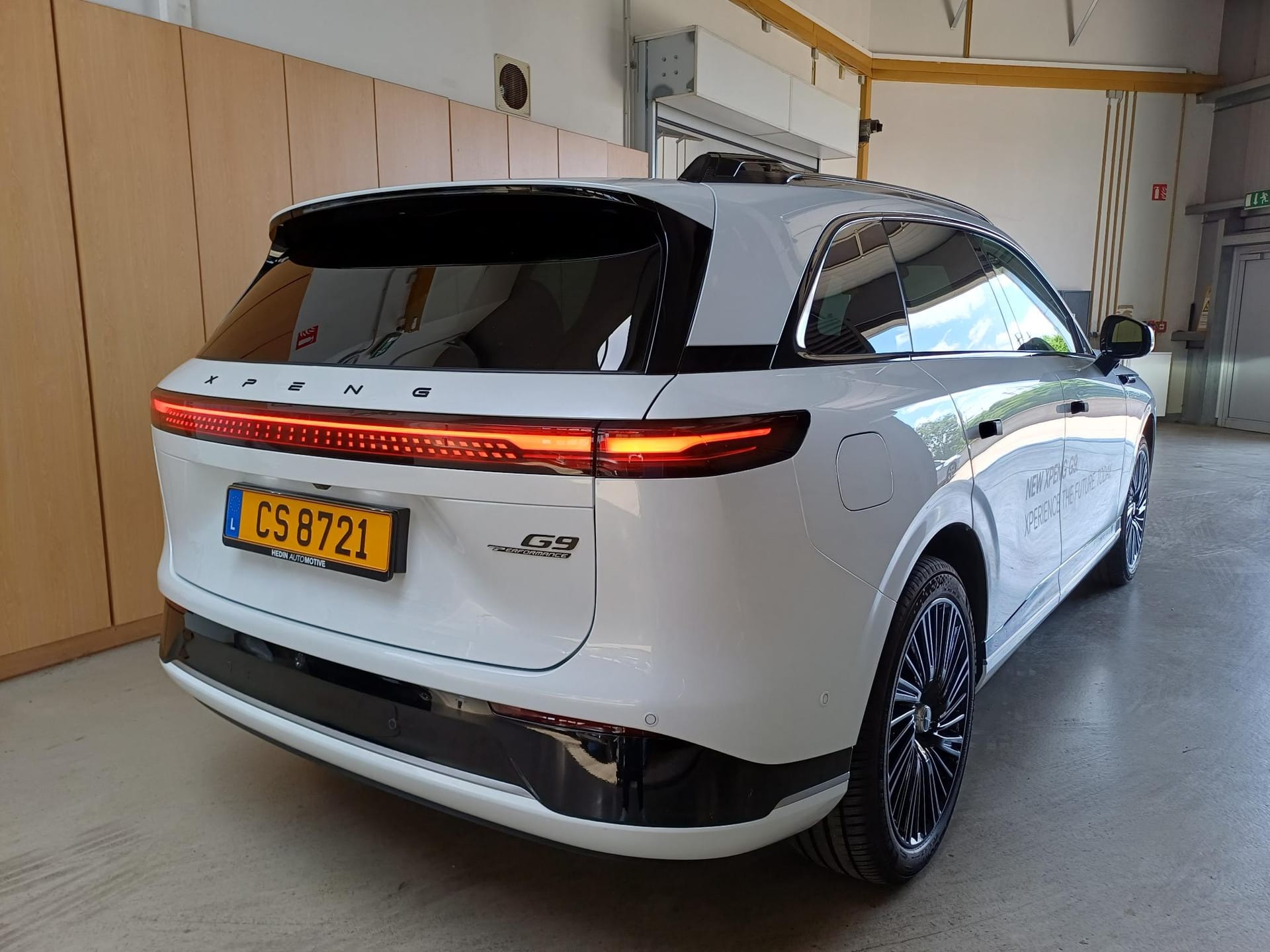 Xpeng G9 New AWD Performance - Photo 3