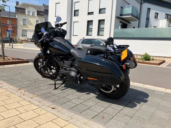 Harley-Davidson Lowrider ST - Photo 2