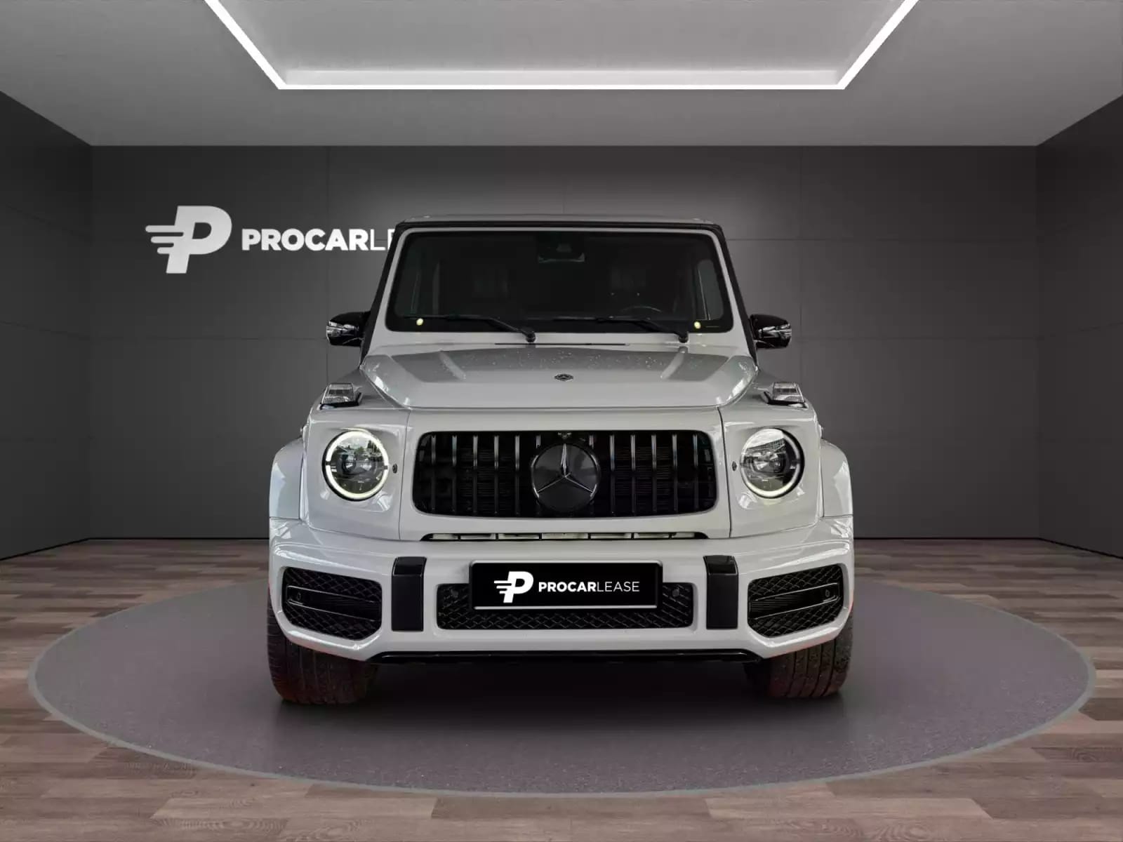 Mercedes-Benz G 63 AMG G63 AMG/ DESIGNO/ AMG DRIVER PACKAGE 240km/h / BURMESTER - Photo 1