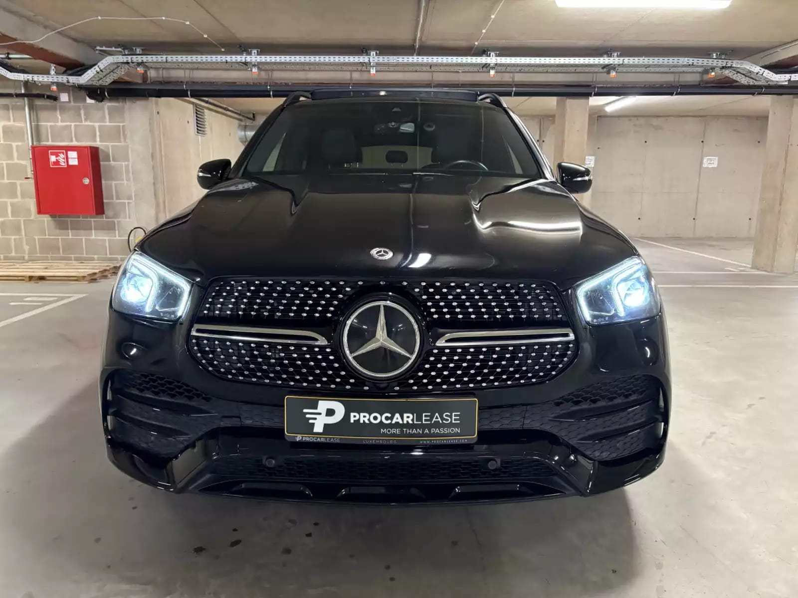 Mercedes-Benz GLE 400 D AMG/ 4Matic /PANORAMA/ BURMESTER - Photo 1