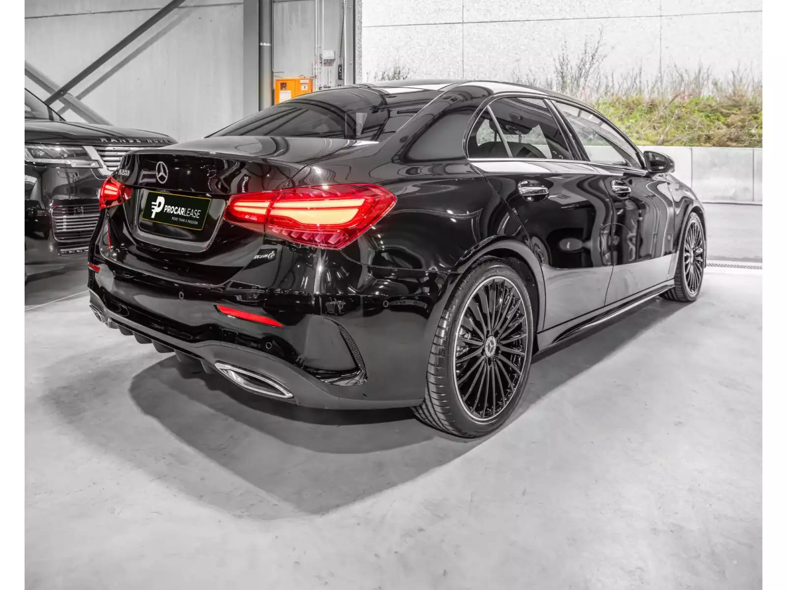 Mercedes-Benz A 200 A 200 1.4T 7G-DCT FULL/AMG/PANO/360°/VOLL - Photo 1