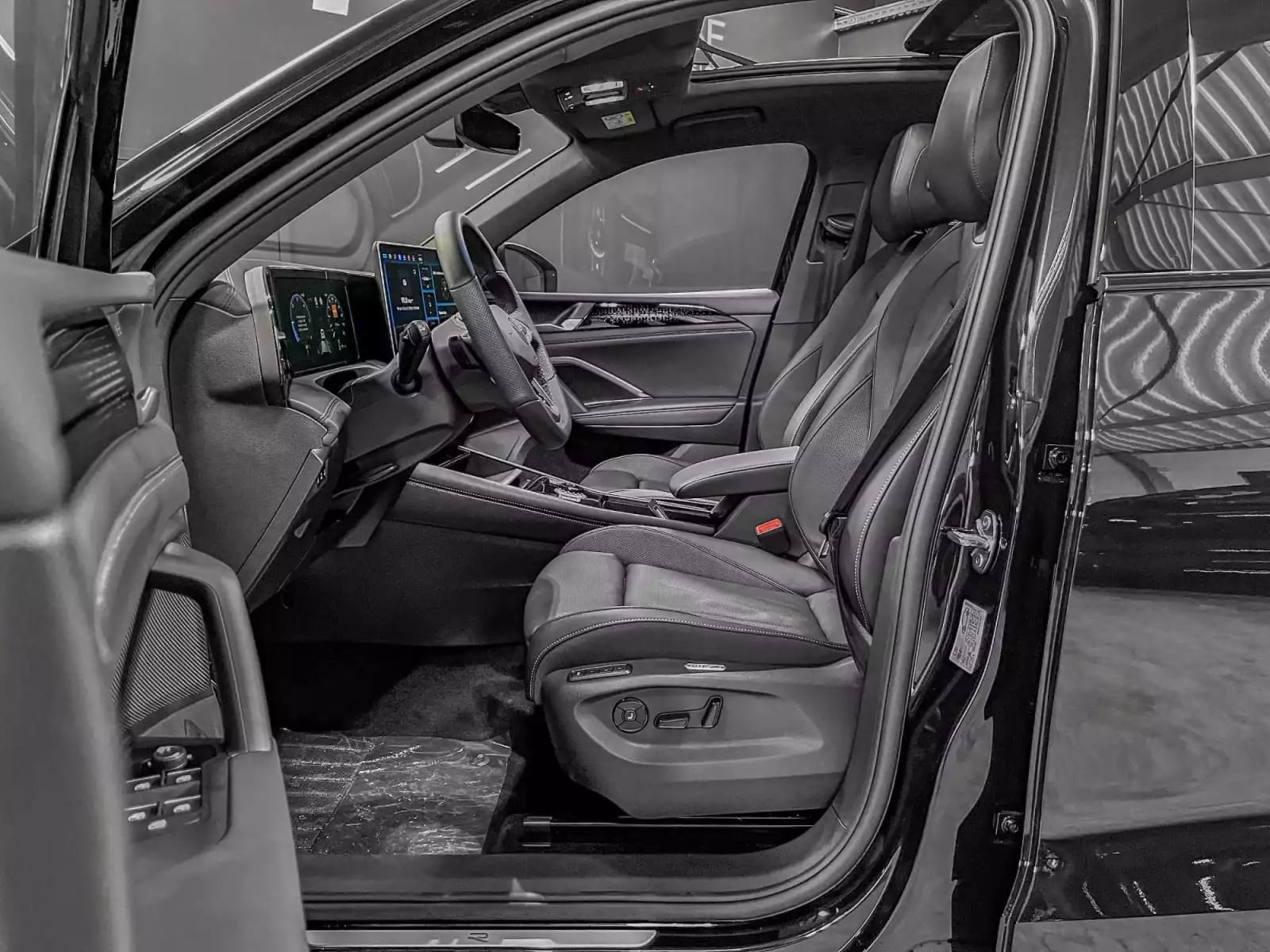 Volkswagen Tiguan Tiguan 2.0 TDI/DSG/4Motion R-Line/ AHK/Pano/360°/Leder/VOLL - Photo 1