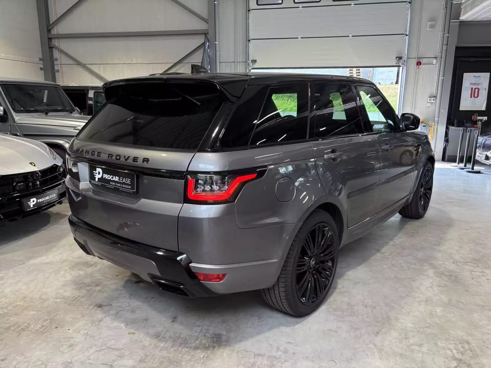 Land Rover Range Rover Sport 3.0 SDV6 HSE DYN/NEW ENGINE BY L.ROVER - Photo 1