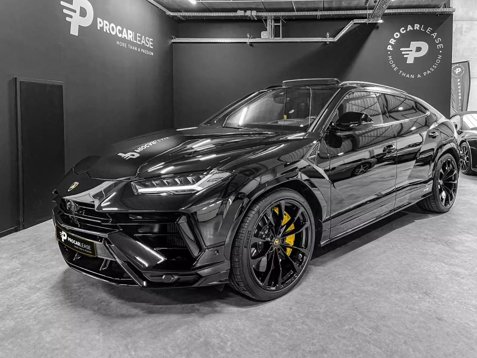 Lamborghini Urus URUS S /AKRAPOVIC/B&O 3d/23//PANO/XPEL/MY24 - Photo 1