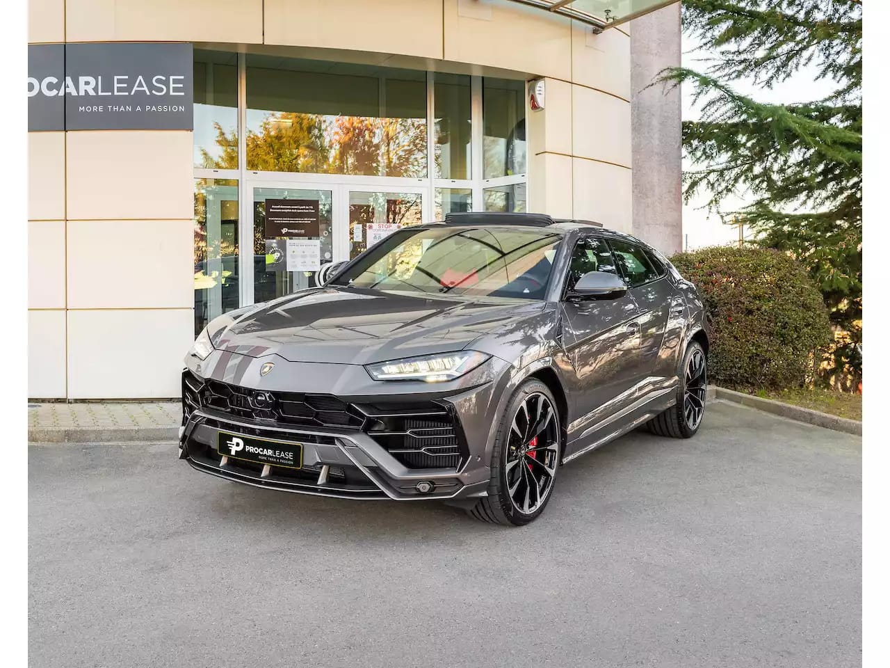 Lamborghini Urus 4.0 V8 Auto./PANO/23/360°/B&O/HUD/CARBON/VOLL - Photo 1