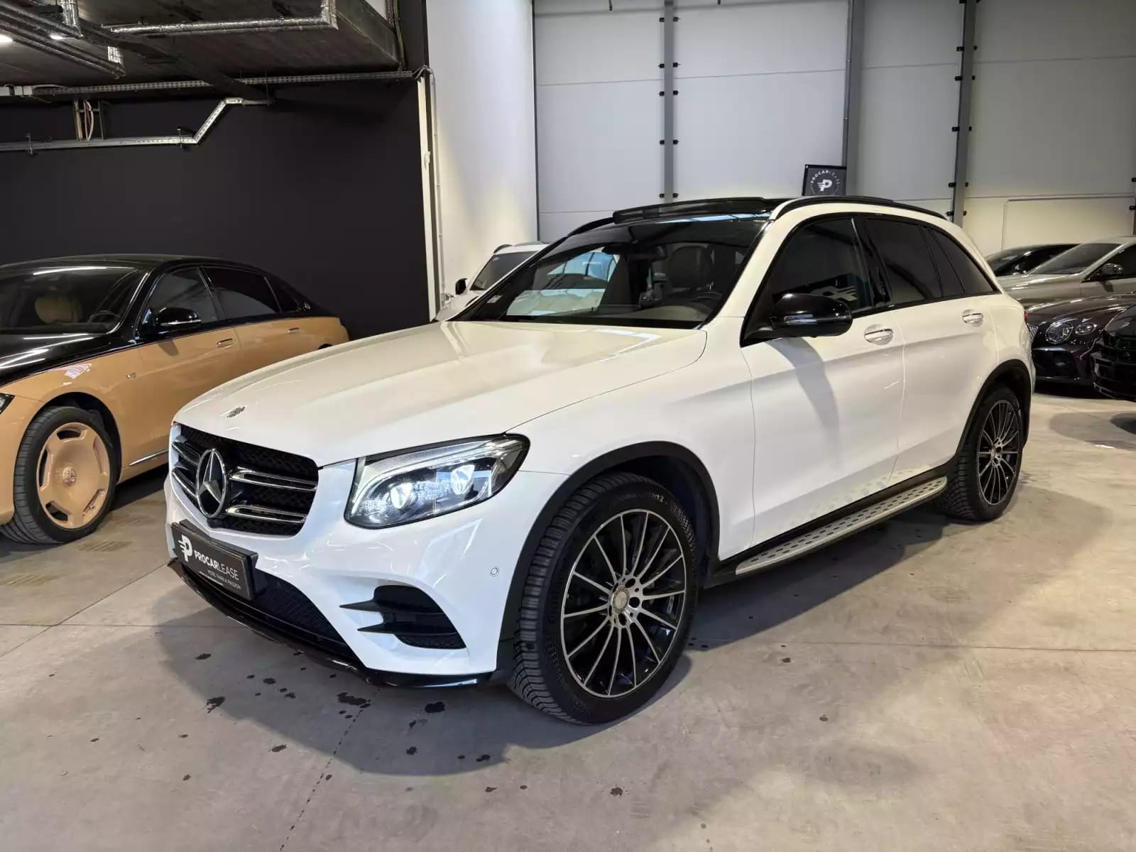 Mercedes-Benz GLC 250 250 d AMG 4Matic/PANO/360°/LED/20/AHK/BURMESTER - Photo 1