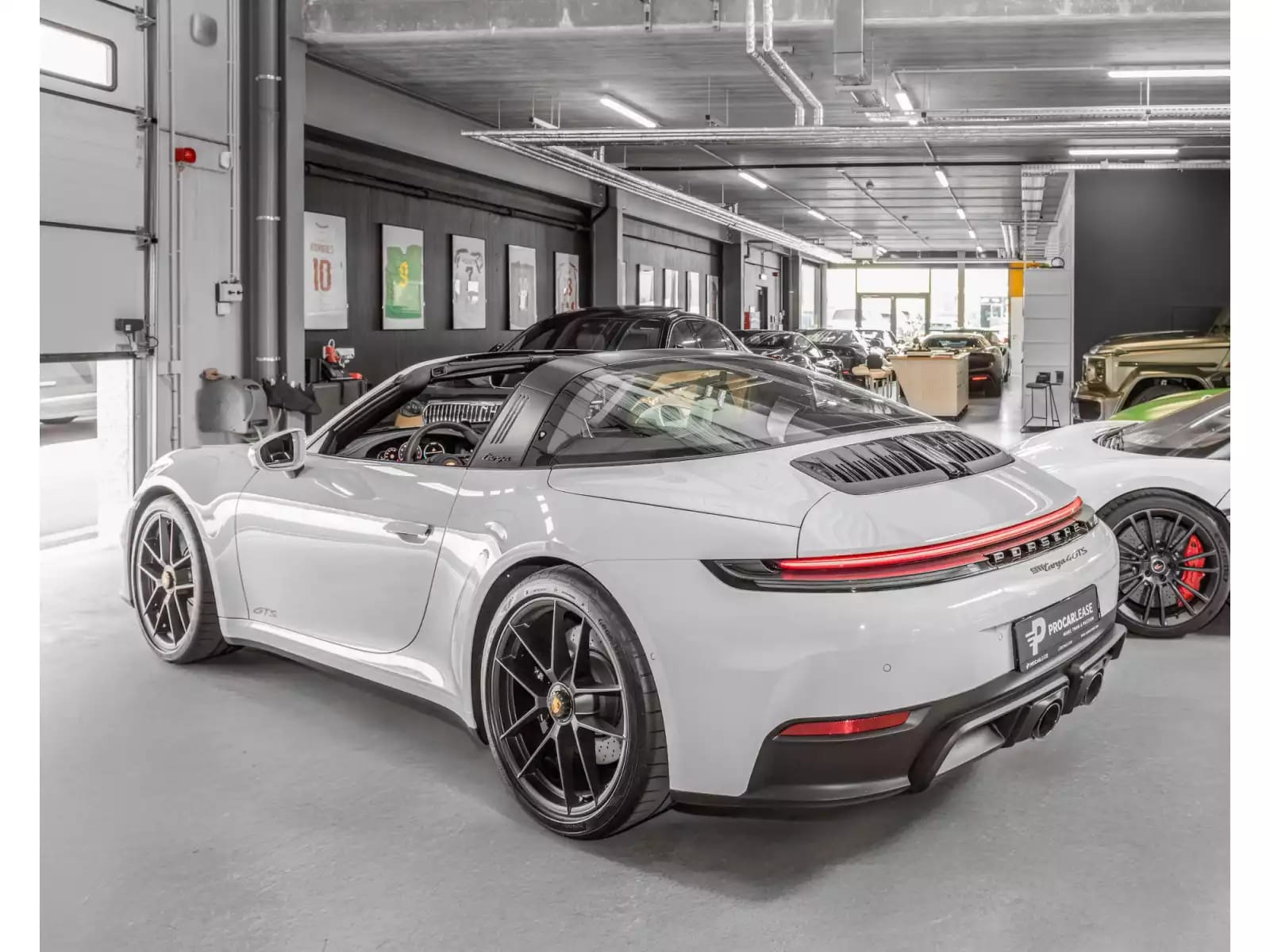 Porsche 992 911/992.2 TARGA 4 GTS / FACELIFT MY2025 / SOFORT - Photo 1