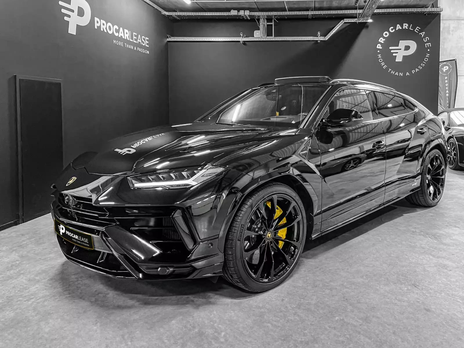 Lamborghini Urus URUS S /AKRAPOVIC/B&O 3d/23//PANO/XPEL/MY24 - Photo 1