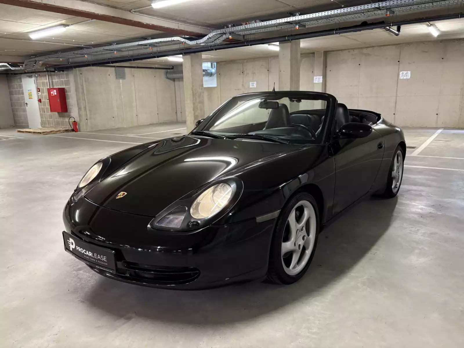 Porsche 996 CARRERA 4 CABRIOLET 3.4 FLAT6 / BVM - Photo 1