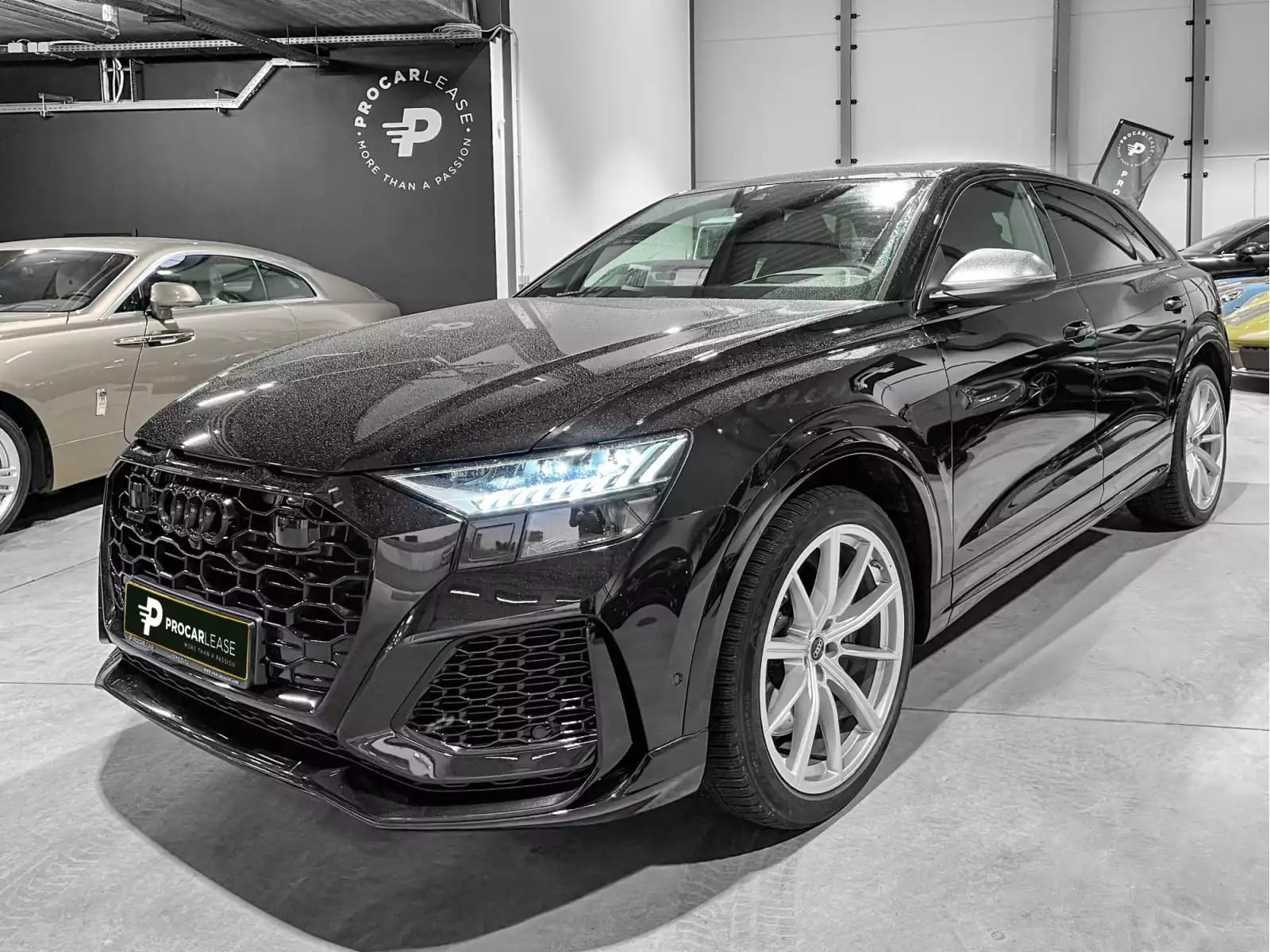 Audi RS Q8 4.0 TFSI/PANO/23//HUD/Matrix/Bang & Olufsen  *VOLL** - Photo 1