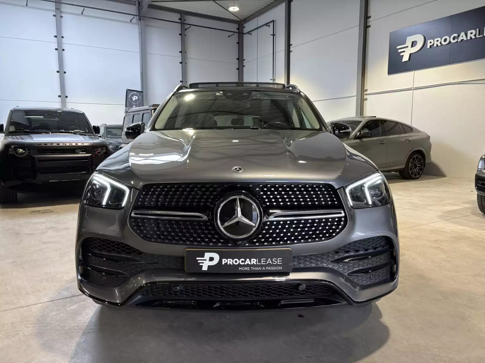 Mercedes-Benz GLE 400 D AMG/ 4Matic /AMG/PANORAMA/ BURMESTER/360/ - Photo 1