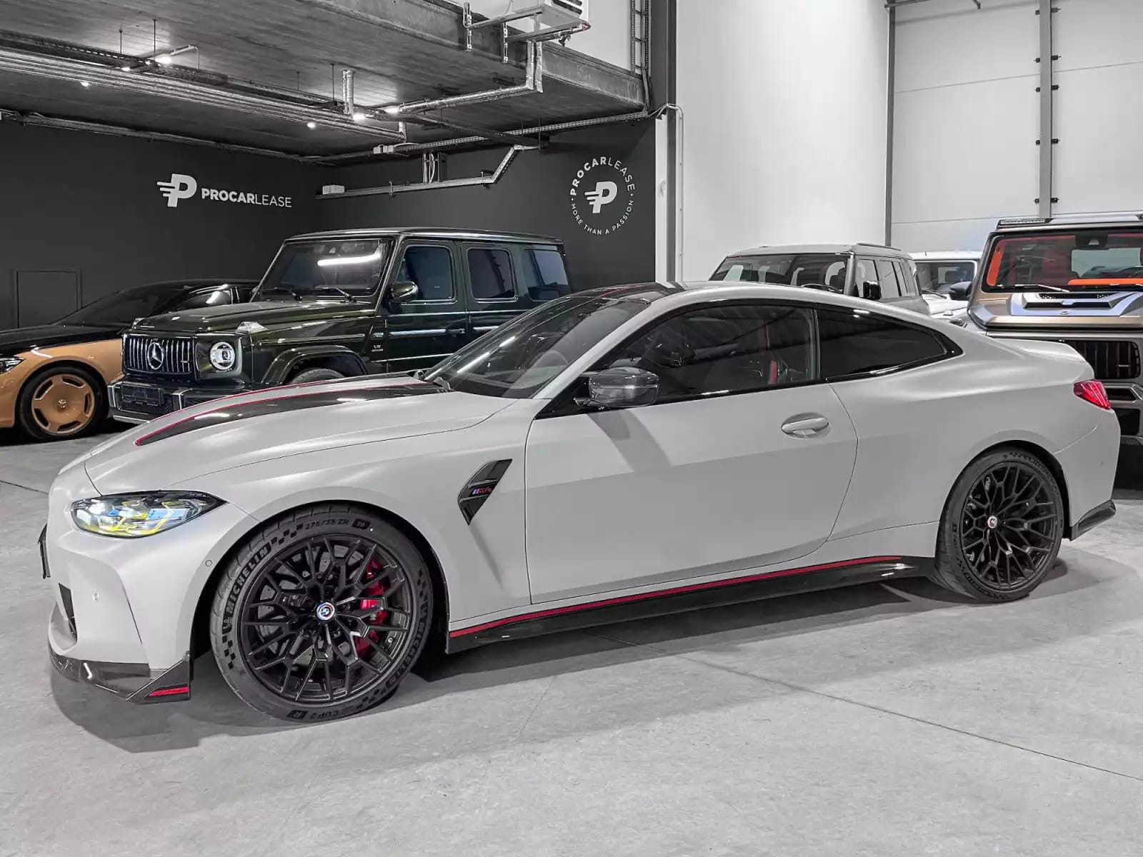 BMW M4 CSL/M 50 JAHRE/KEYLESS/20/HEAD UP/CARBON - Photo 1