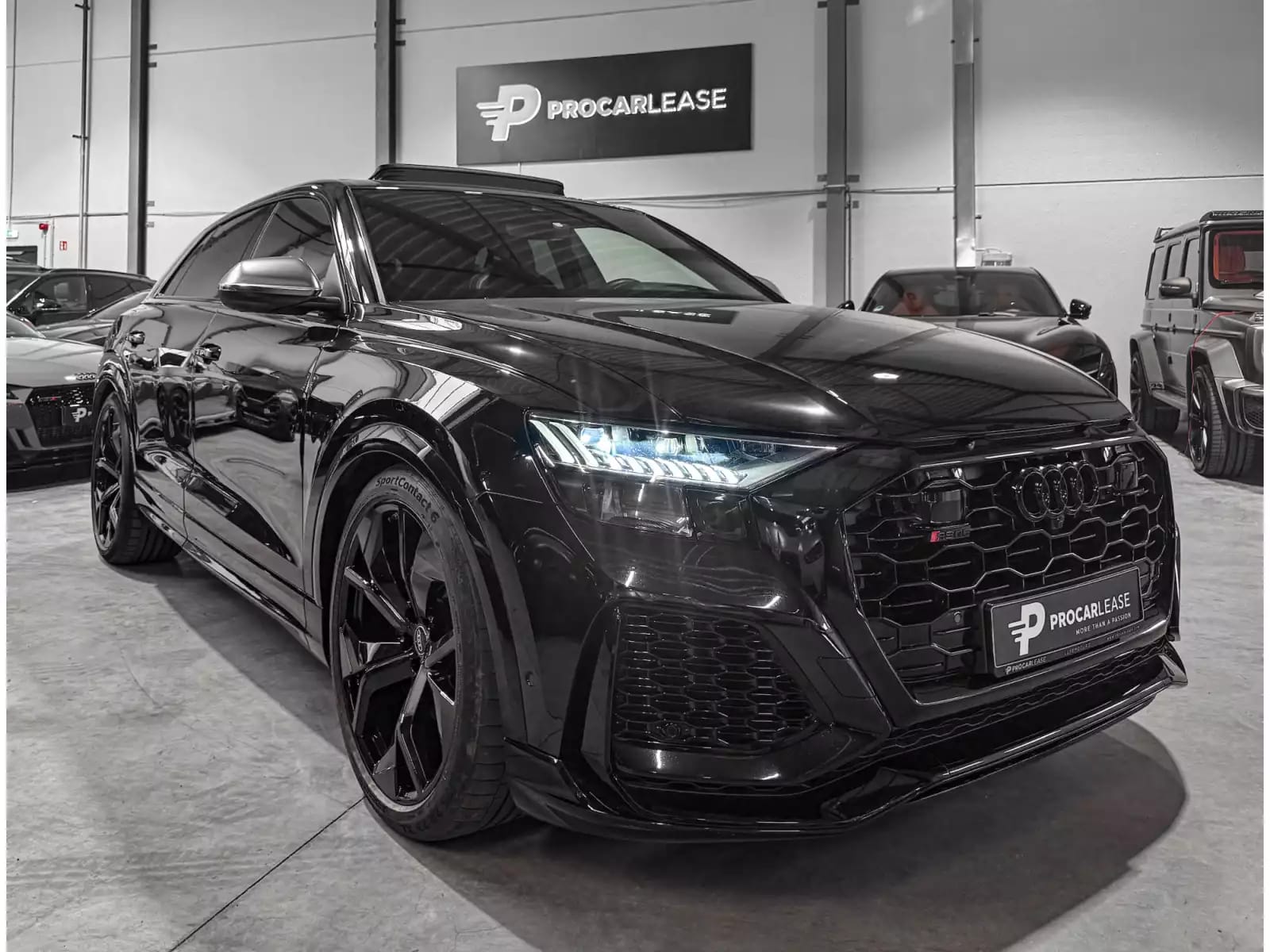 Audi RS Q8 4.0 TFSI/PANO/23//HUD/Matrix/Bang & Olufsen  *VOLL** - Photo 1