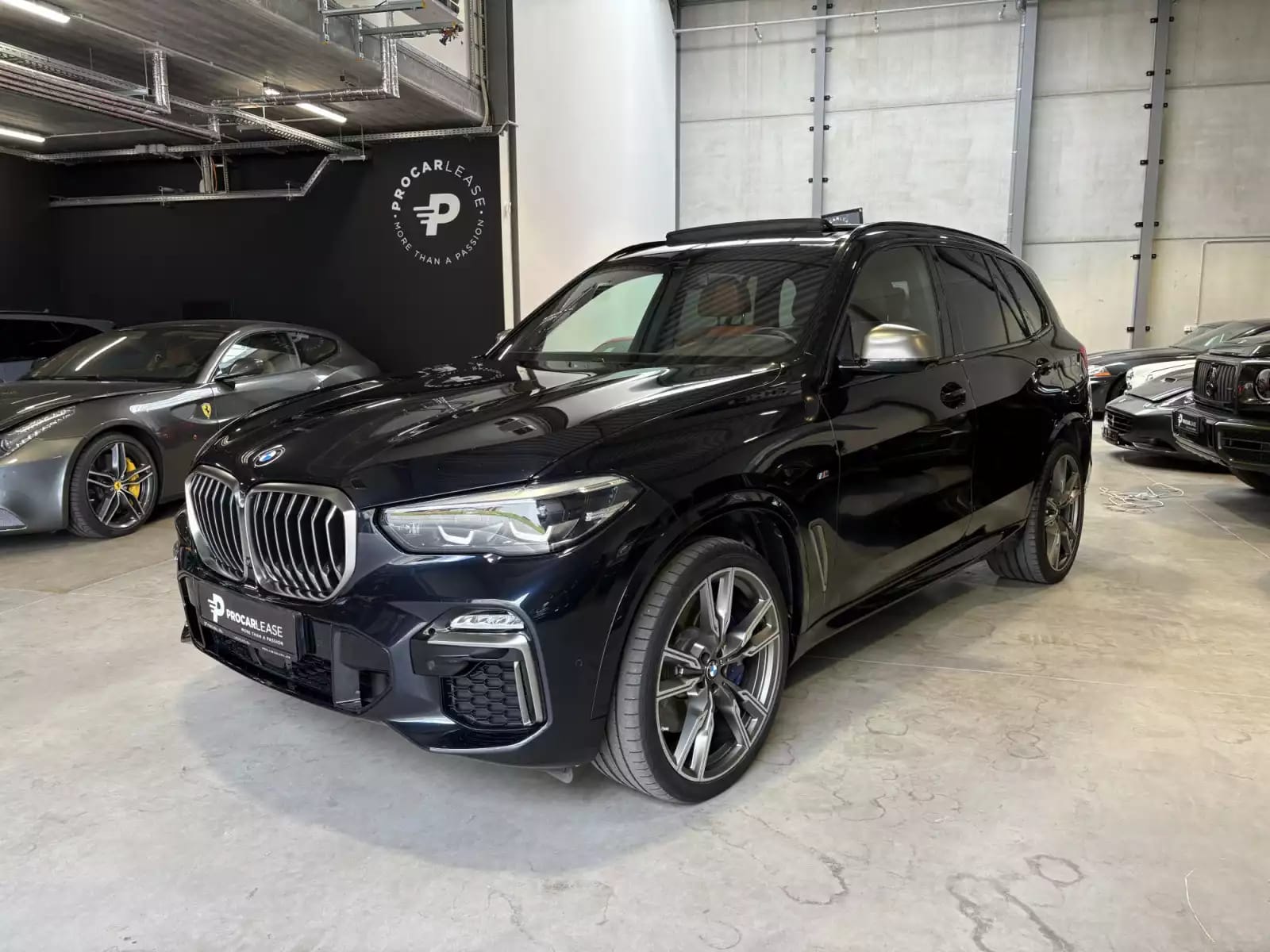 BMW X5 M 7-SITZE /PANO/ AHK/LUFT/22/Harman-Kardon/360°/VOLL - Photo 1