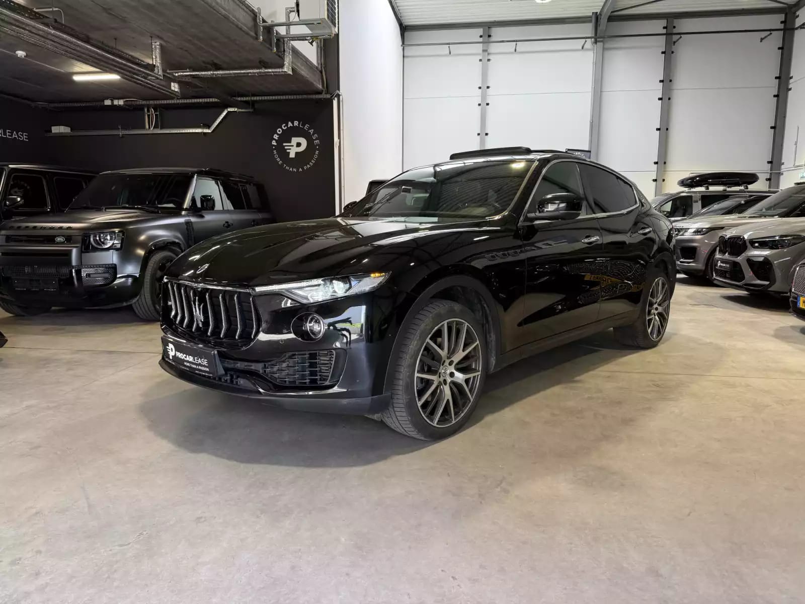 Maserati Levante SQ4 DIESEL 3.0 4WD/ 21°/ SCHIEBEDACH/ - Photo 1