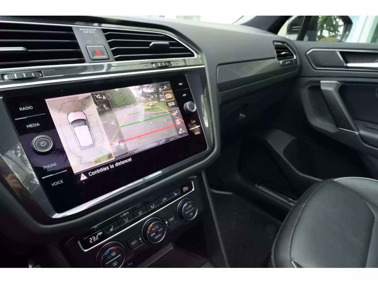 Volkswagen Tiguan 2.0/R-LINE/PANO/HUD/20/AHK/360°/4MOTION/LEDER - Photo 1